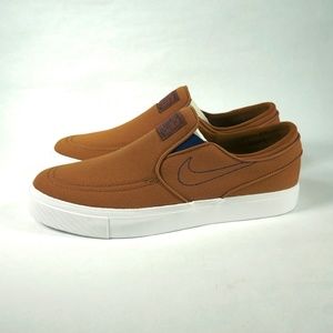 Nike Men's SB Zoom Stefan Janoski Canvas Slip-On